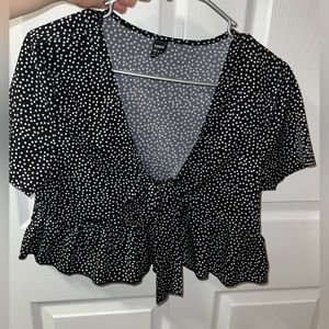 Dotted Tie-Knot Front Cropped Top Womens